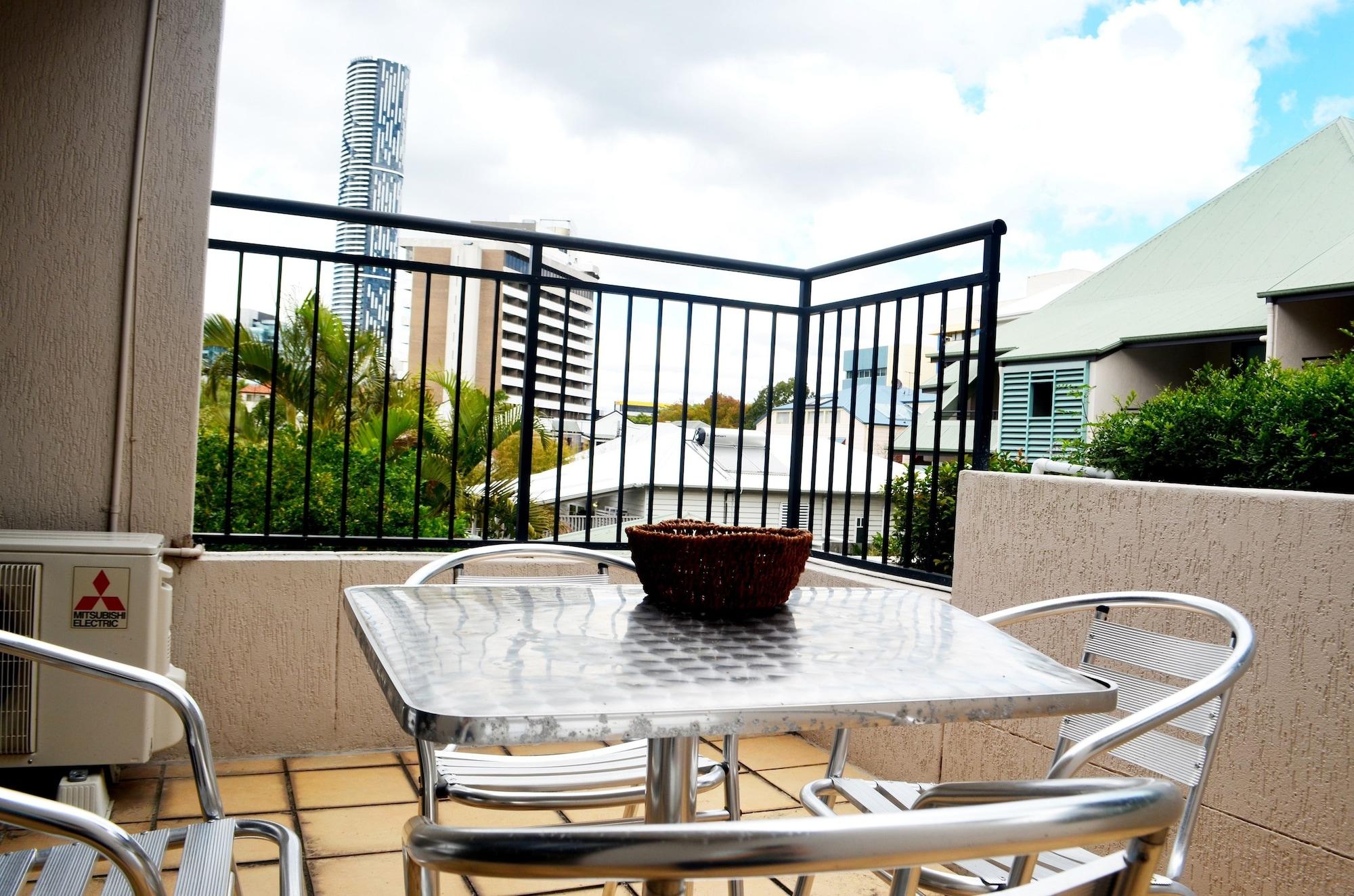Spring Hill Mews Apartments Brisbane Bagian luar foto